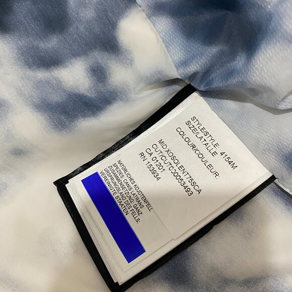 Unisex White Sleeveless Canada Goose Down Vest - Picture 13 of 13